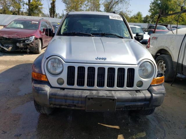 Photo 4 VIN: 1J4GL48545W656097 - JEEP LIBERTY 