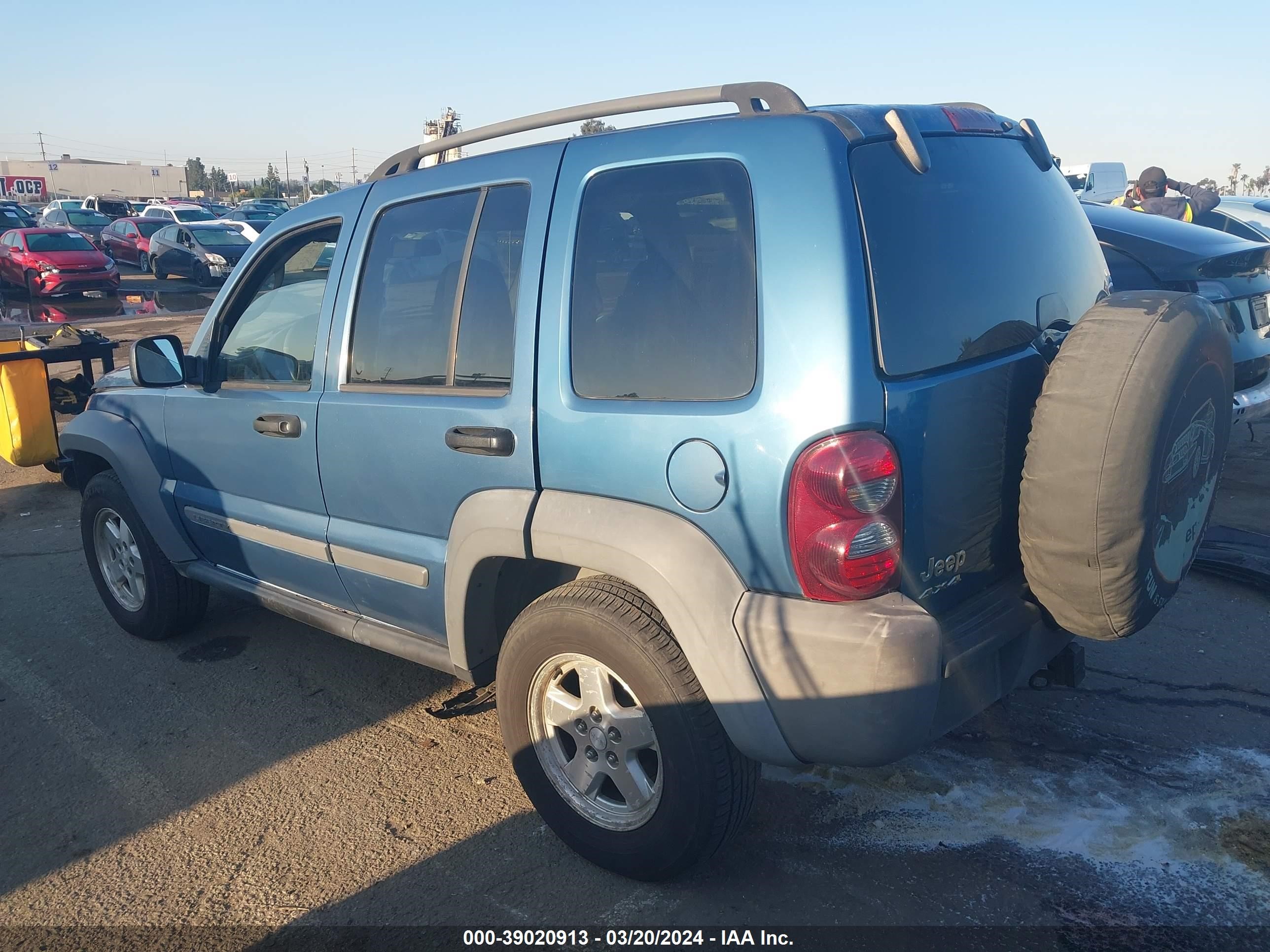 Photo 2 VIN: 1J4GL48575W600381 - JEEP LIBERTY (NORTH AMERICA) 