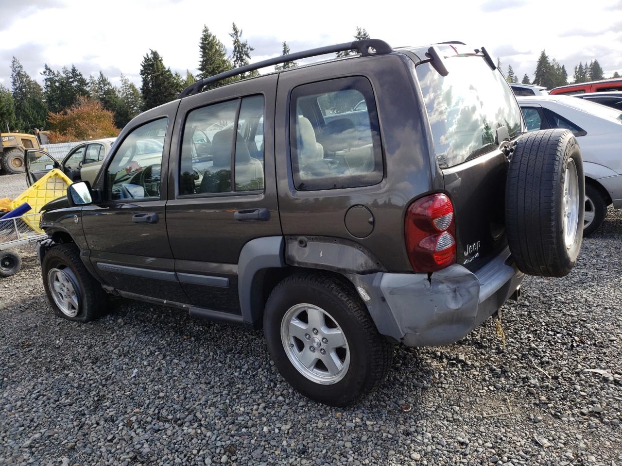 Photo 1 VIN: 1J4GL48585W680693 - JEEP LIBERTY (NORTH AMERICA) 