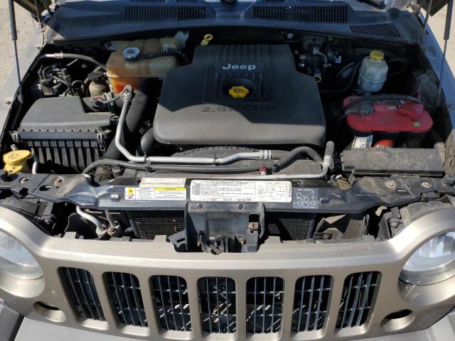 Photo 11 VIN: 1J4GL48596W213560 - JEEP LIBERTY SP 