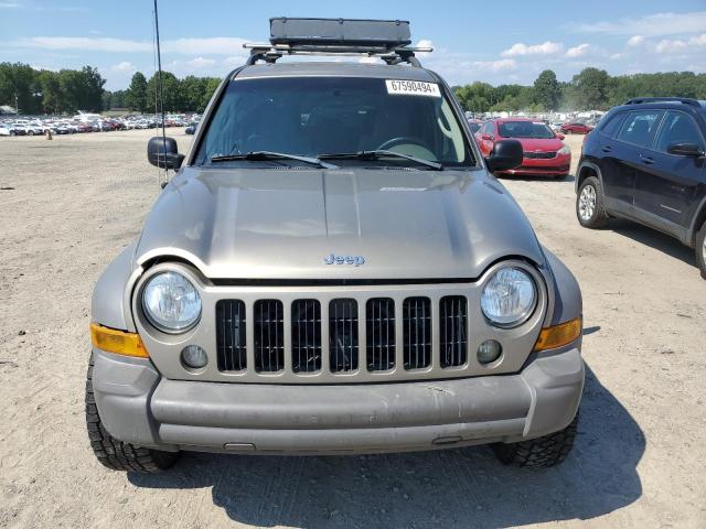 Photo 4 VIN: 1J4GL48596W213560 - JEEP LIBERTY SP 