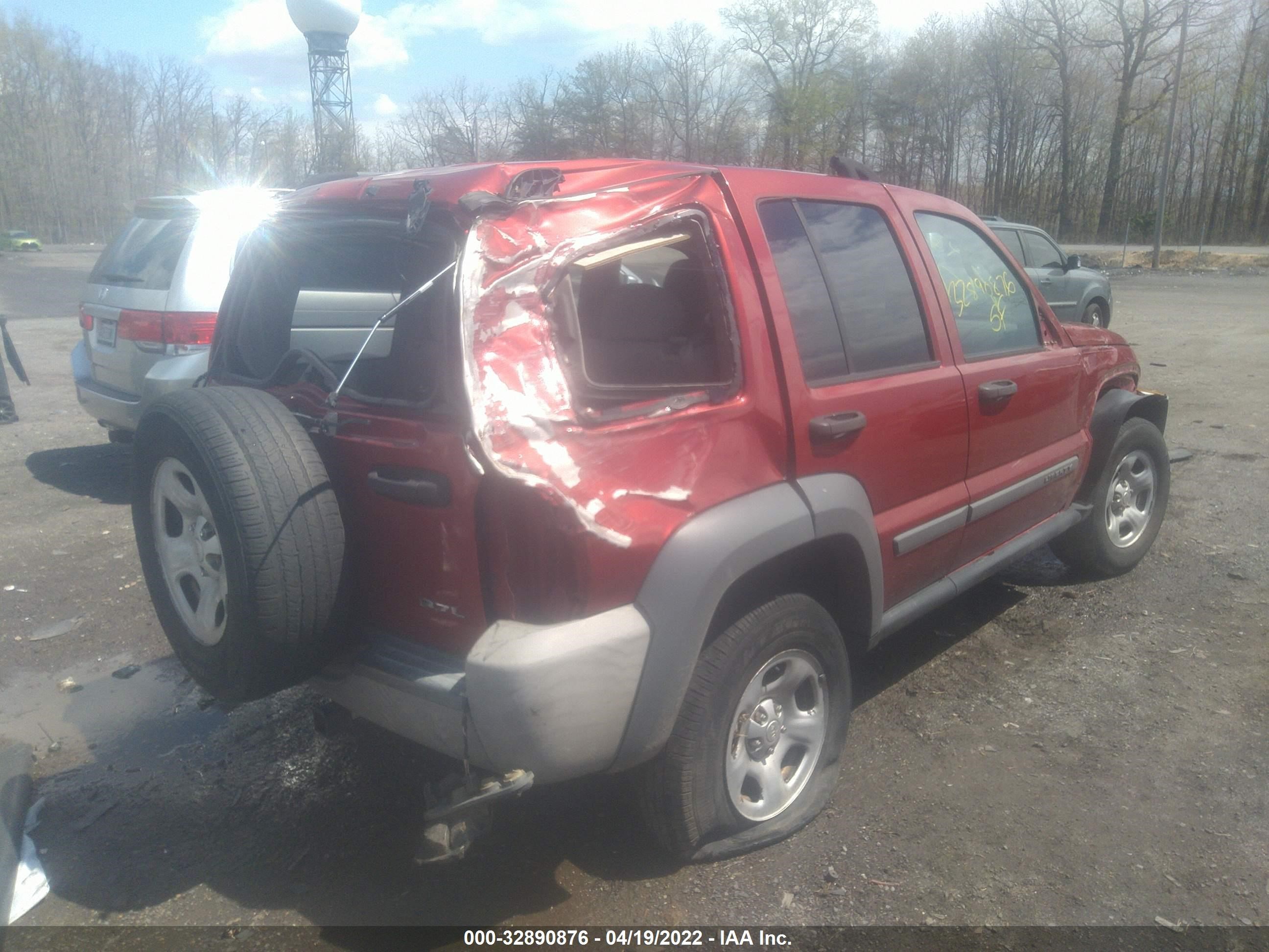 Photo 3 VIN: 1J4GL48K06W120965 - JEEP LIBERTY (NORTH AMERICA) 