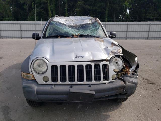 Photo 4 VIN: 1J4GL48K06W271384 - JEEP LIBERTY 