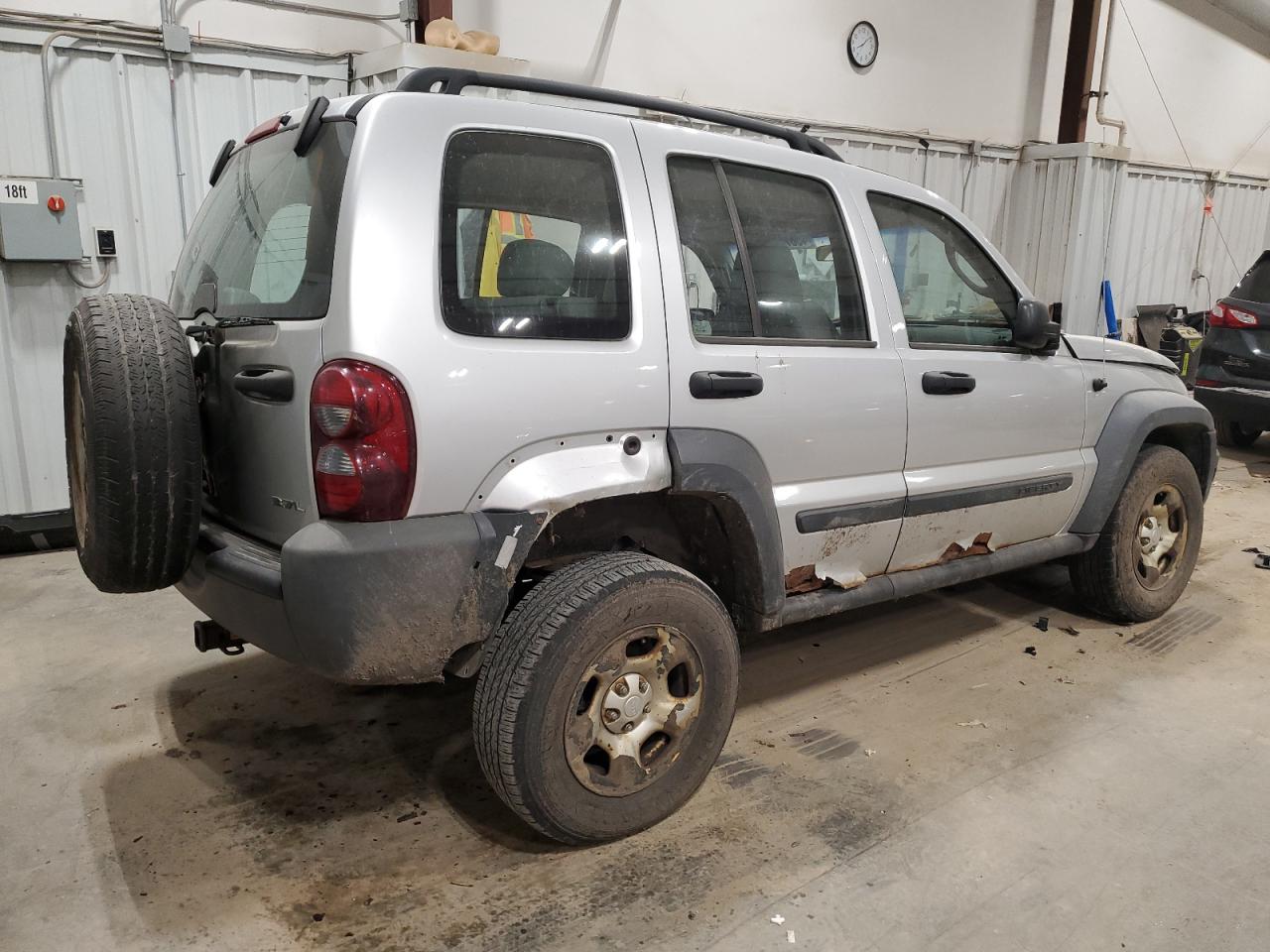 Photo 2 VIN: 1J4GL48K07W620934 - JEEP LIBERTY (NORTH AMERICA) 