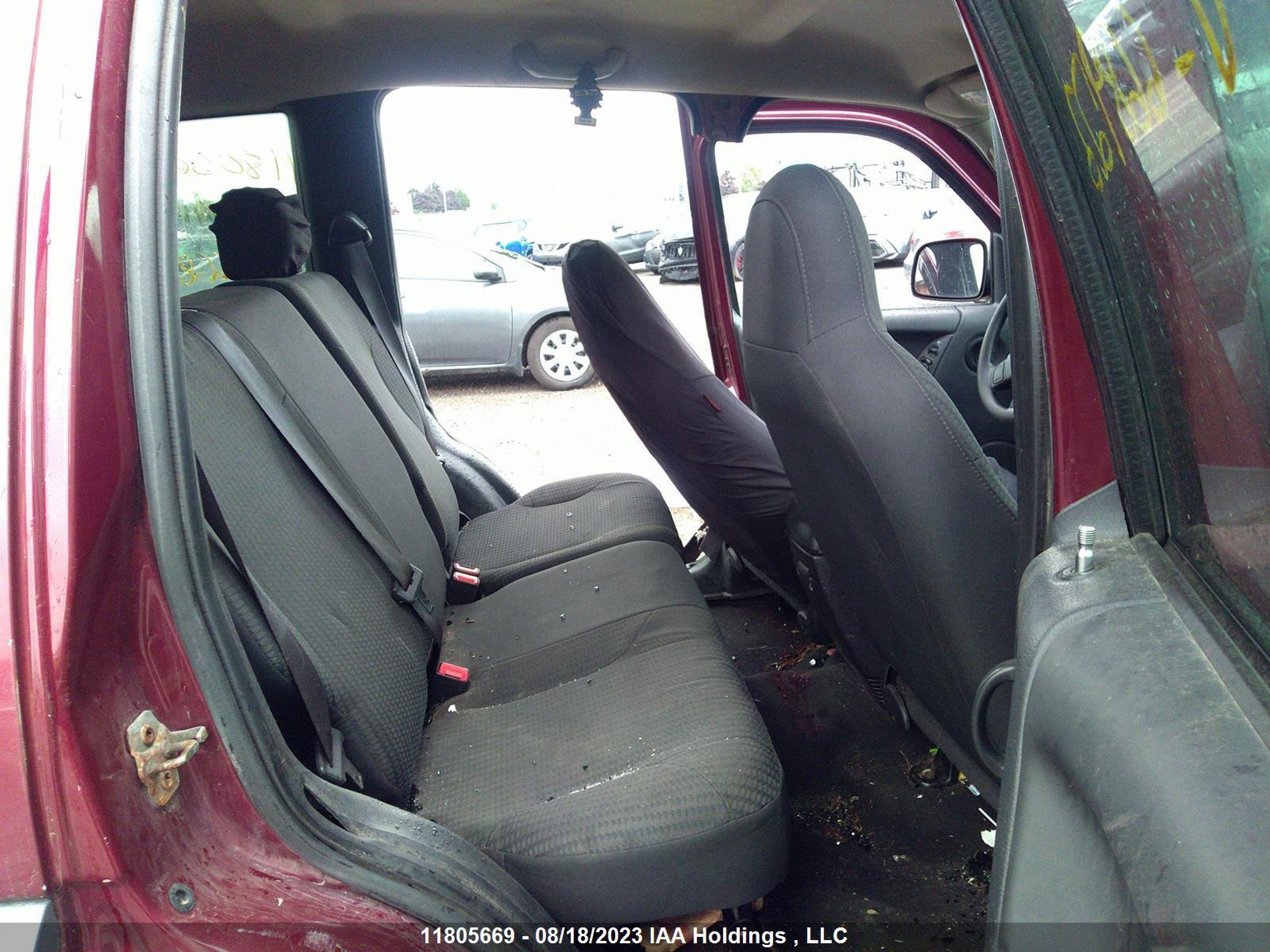 Photo 7 VIN: 1J4GL48K13W668923 - JEEP LIBERTY (NORTH AMERICA) 