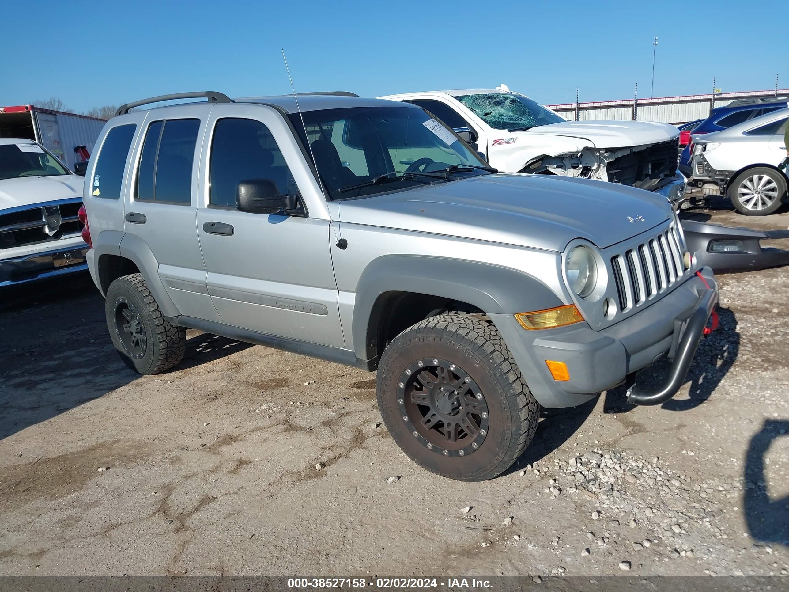 Photo 0 VIN: 1J4GL48K15W507054 - JEEP LIBERTY (NORTH AMERICA) 