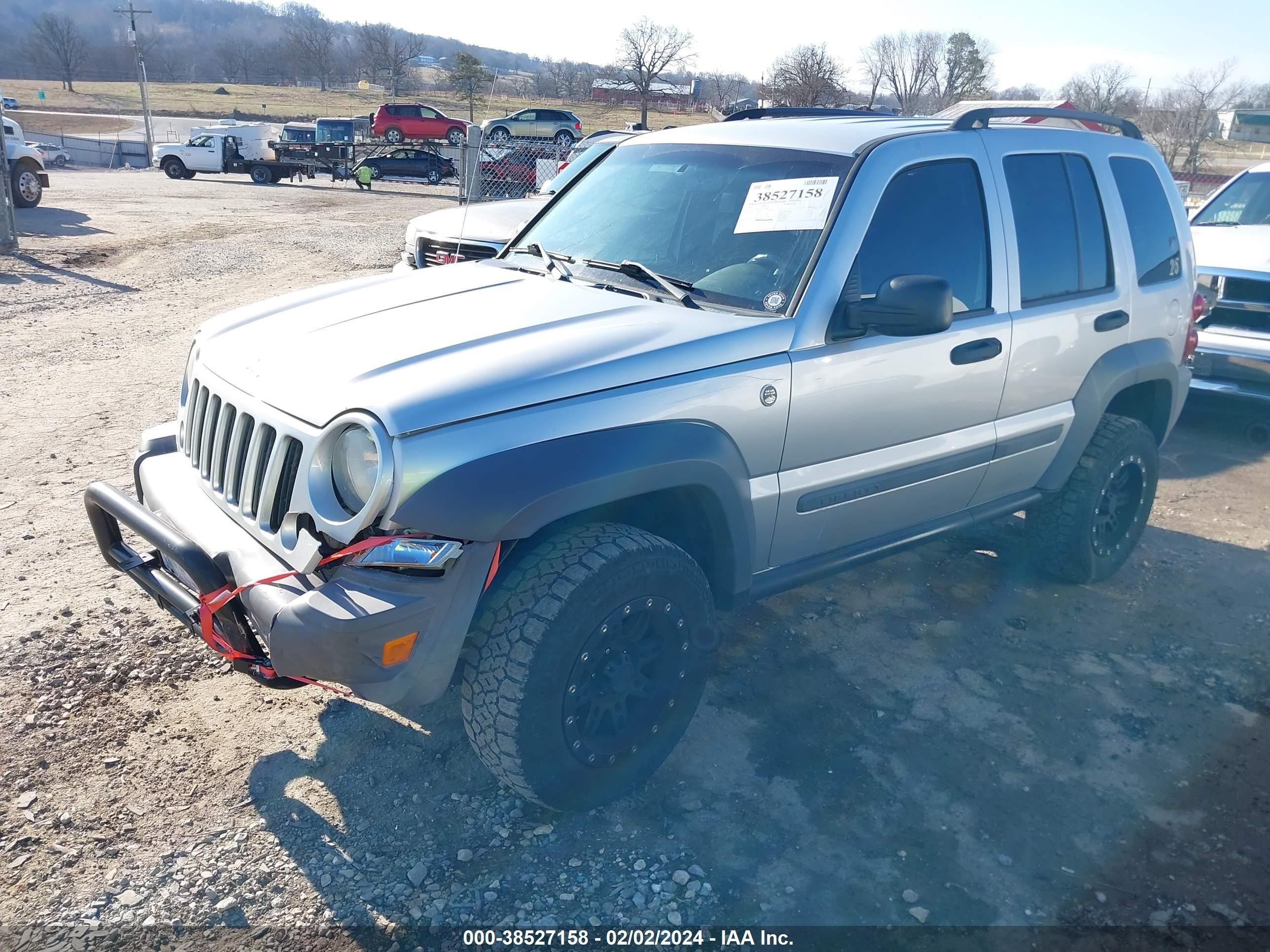 Photo 1 VIN: 1J4GL48K15W507054 - JEEP LIBERTY (NORTH AMERICA) 