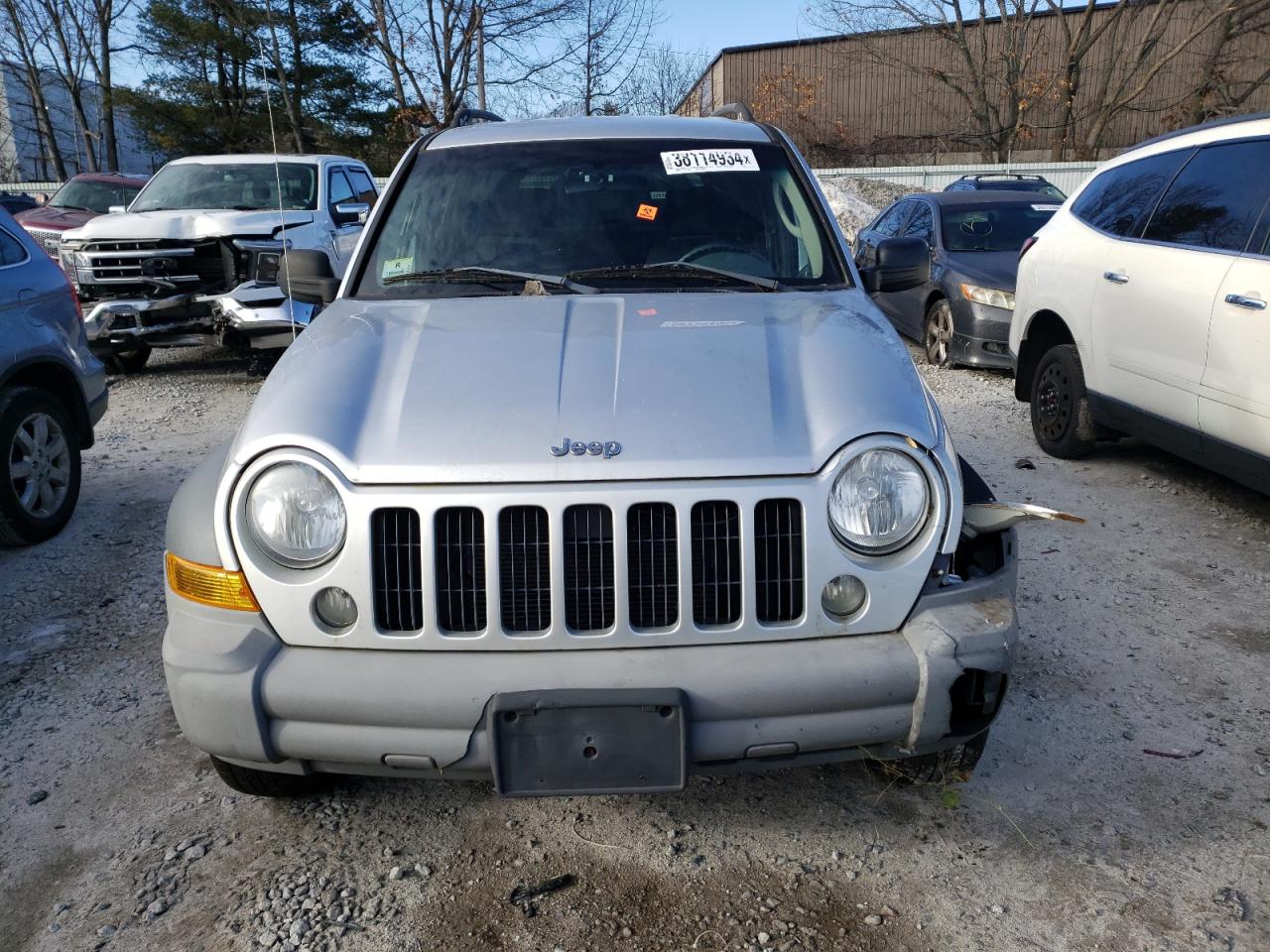 Photo 4 VIN: 1J4GL48K15W706203 - JEEP LIBERTY (NORTH AMERICA) 