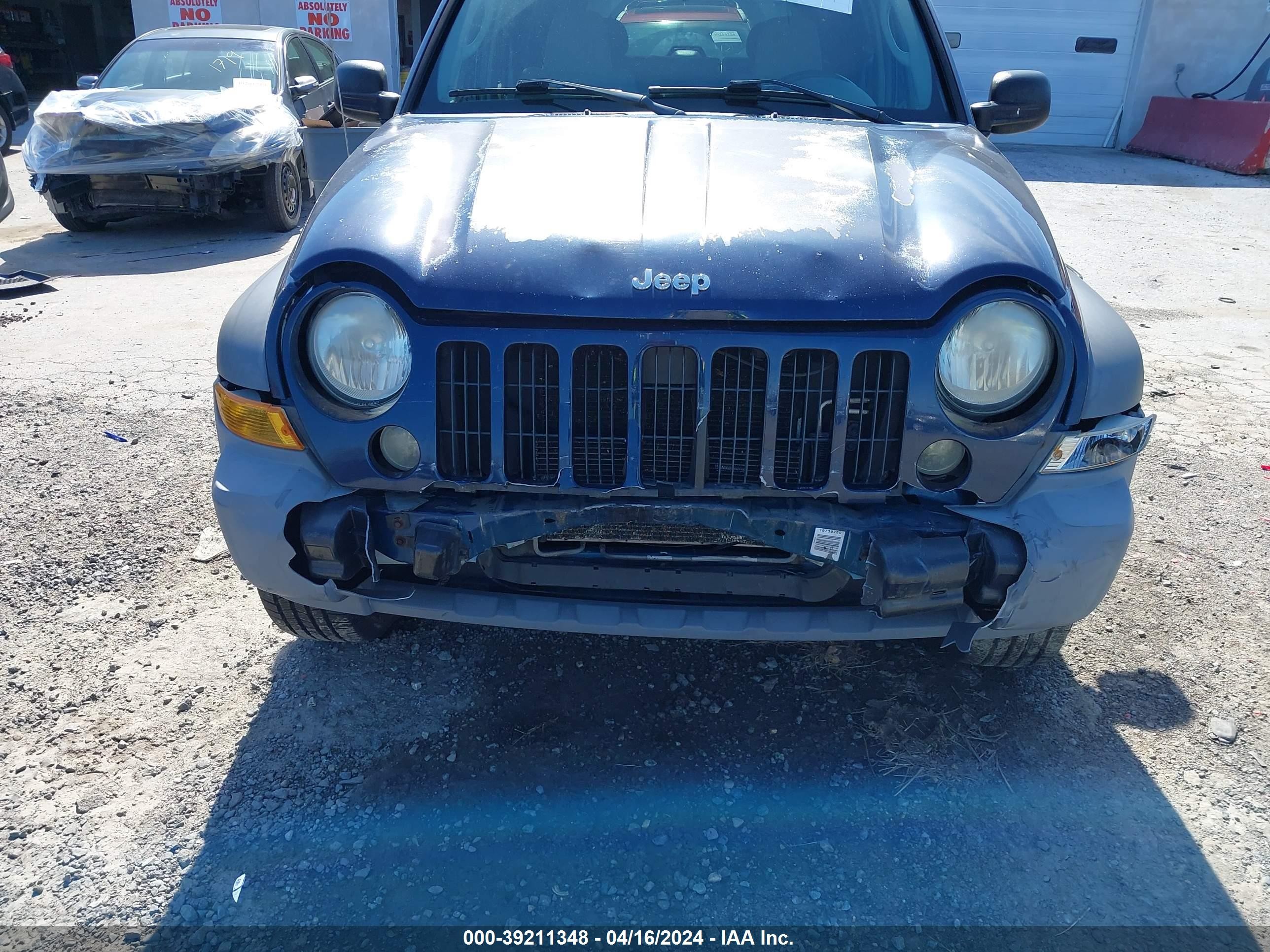 Photo 5 VIN: 1J4GL48K16W133935 - JEEP LIBERTY (NORTH AMERICA) 