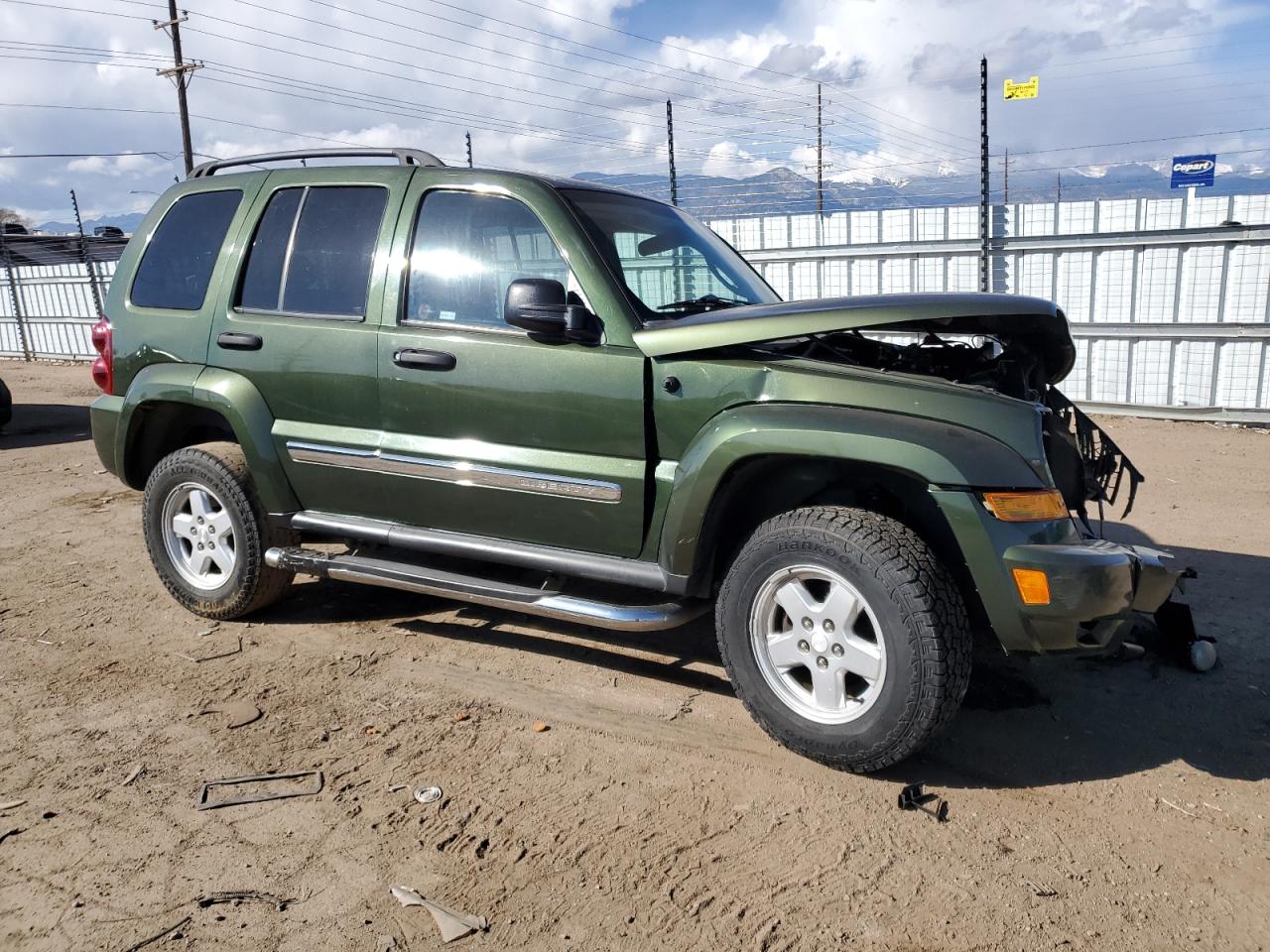 Photo 3 VIN: 1J4GL48K16W294477 - JEEP LIBERTY (NORTH AMERICA) 