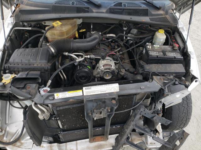 Photo 11 VIN: 1J4GL48K17W647804 - JEEP LIBERTY 