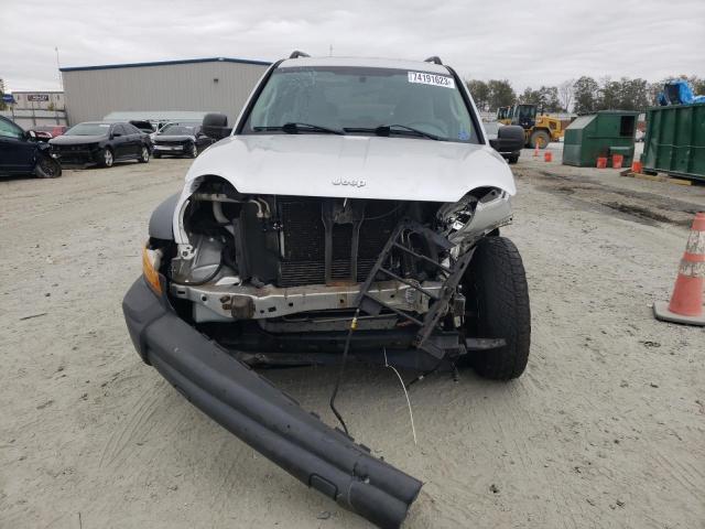 Photo 4 VIN: 1J4GL48K17W647804 - JEEP LIBERTY 