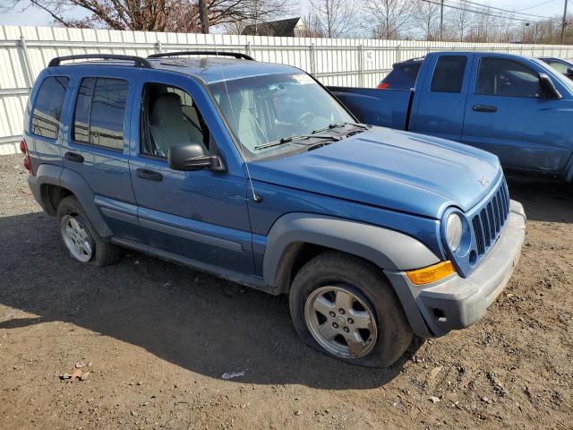 Photo 3 VIN: 1J4GL48K25W601315 - JEEP LIBERTY 