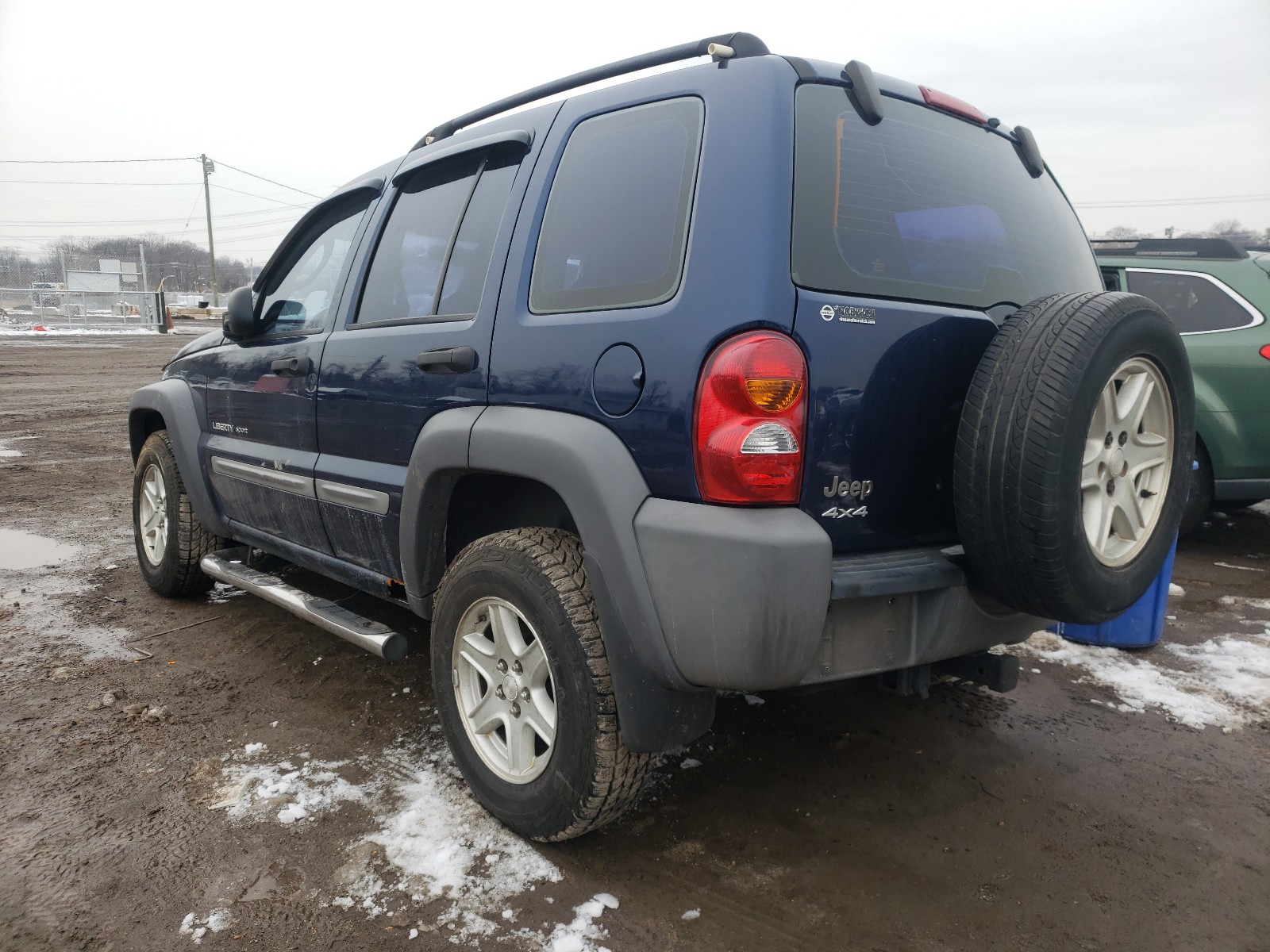 Photo 2 VIN: 1J4GL48K33W511846 - JEEP LIBERTY SP 