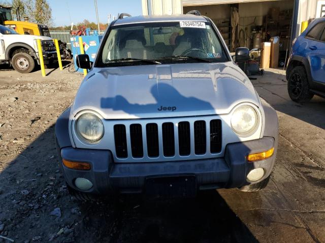 Photo 4 VIN: 1J4GL48K33W616516 - JEEP LIBERTY SP 