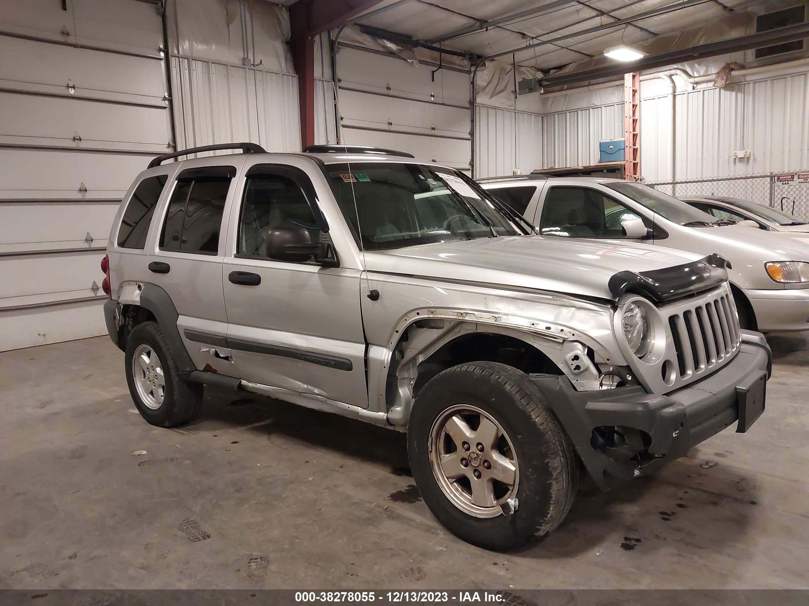 Photo 13 VIN: 1J4GL48K37W527003 - JEEP LIBERTY (NORTH AMERICA) 