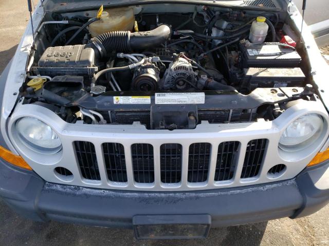 Photo 11 VIN: 1J4GL48K37W604999 - JEEP LIBERTY 