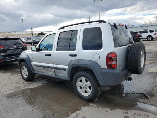 Photo 1 VIN: 1J4GL48K37W672400 - JEEP LIBERTY 