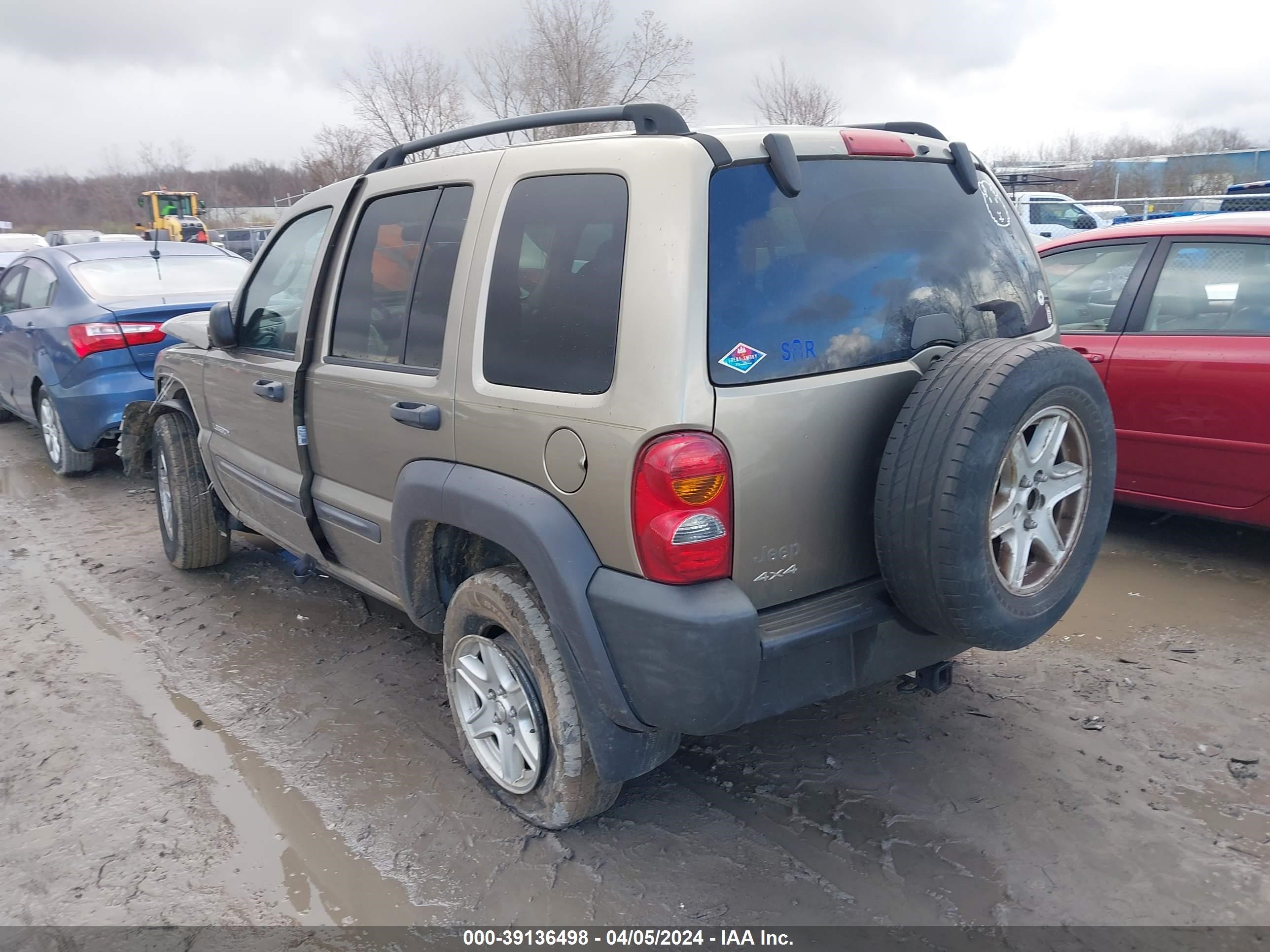 Photo 2 VIN: 1J4GL48K44W104605 - JEEP LIBERTY (NORTH AMERICA) 