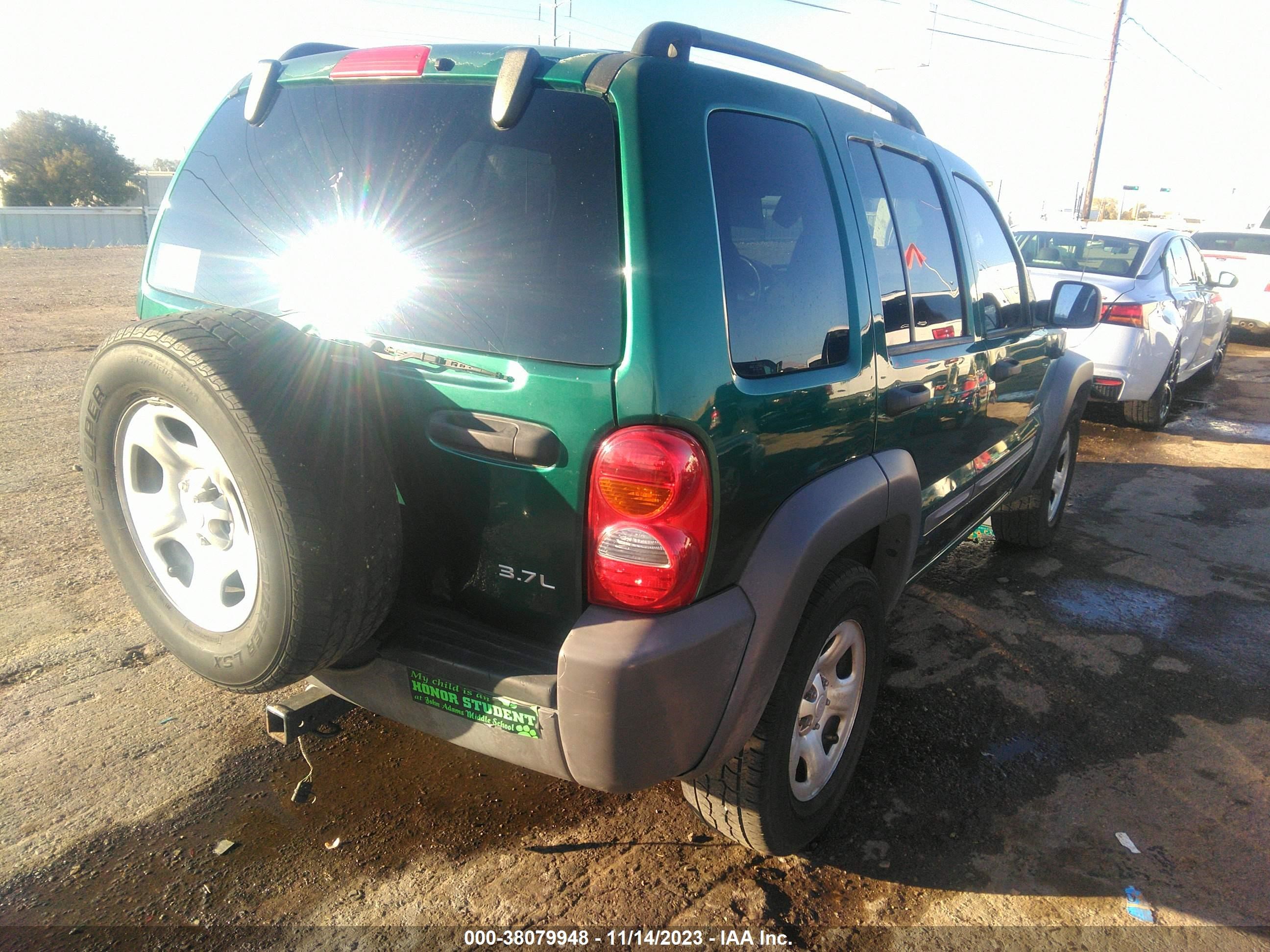 Photo 3 VIN: 1J4GL48K44W150967 - JEEP LIBERTY (NORTH AMERICA) 