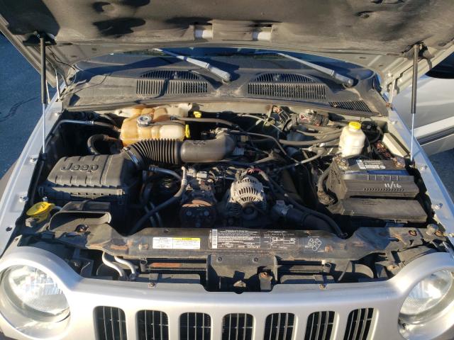 Photo 6 VIN: 1J4GL48K44W281509 - JEEP LIBERTY SP 