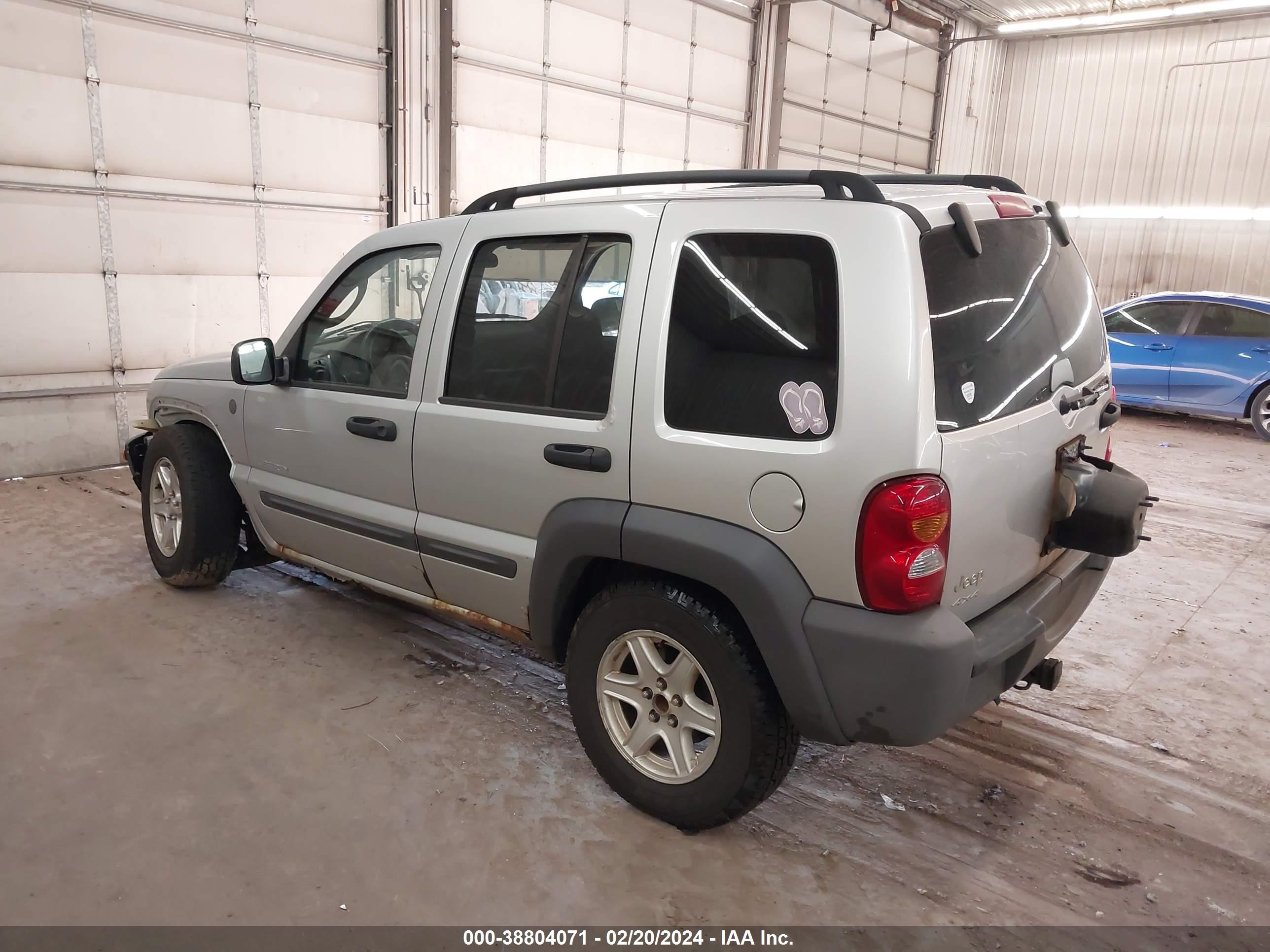 Photo 2 VIN: 1J4GL48K44W323547 - JEEP LIBERTY (NORTH AMERICA) 