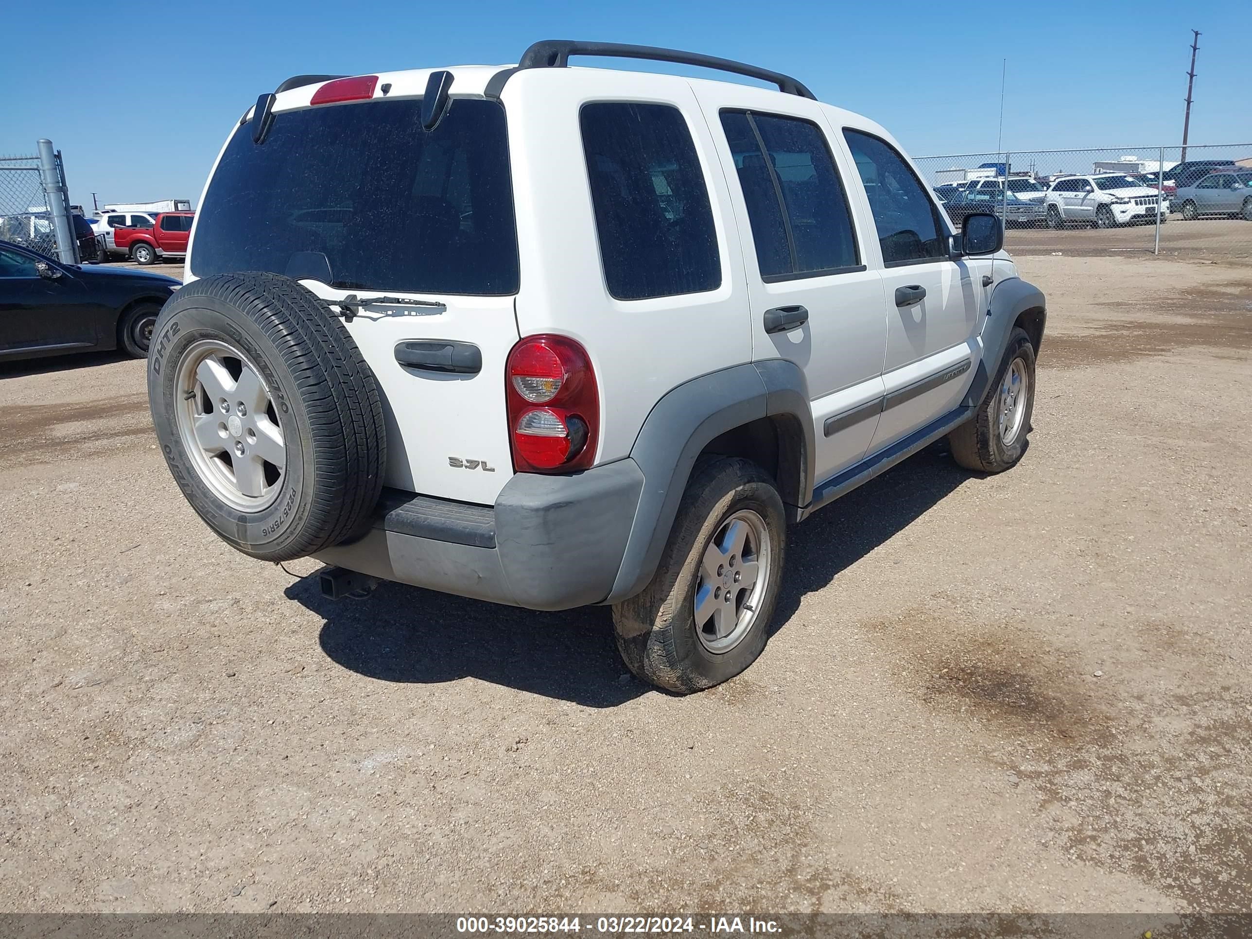 Photo 3 VIN: 1J4GL48K47W509965 - JEEP LIBERTY (NORTH AMERICA) 