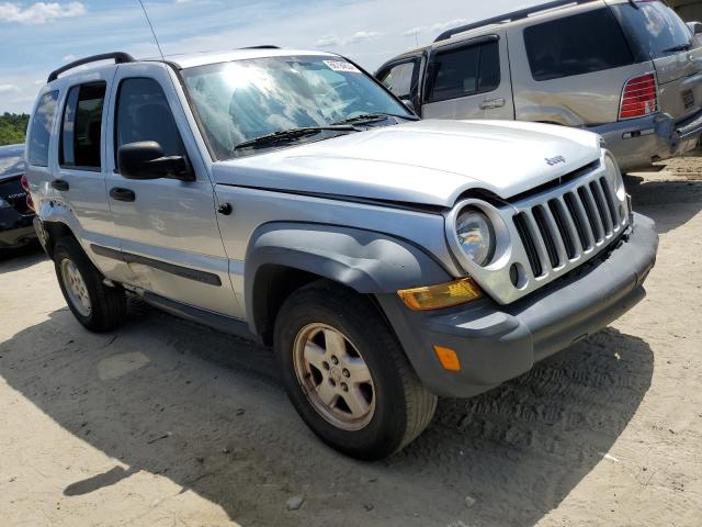 Photo 3 VIN: 1J4GL48K47W537992 - JEEP LIBERTY SP 