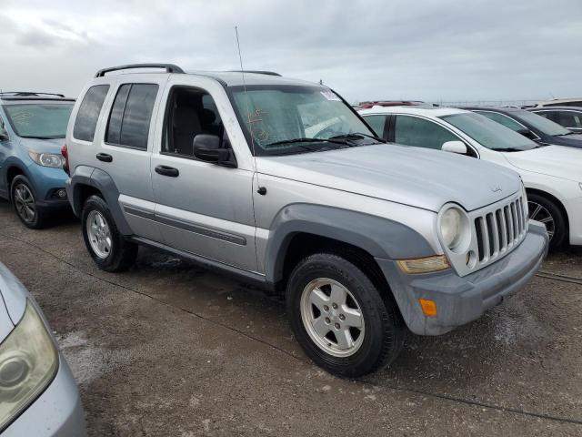 Photo 3 VIN: 1J4GL48K55W601910 - JEEP LIBERTY SP 