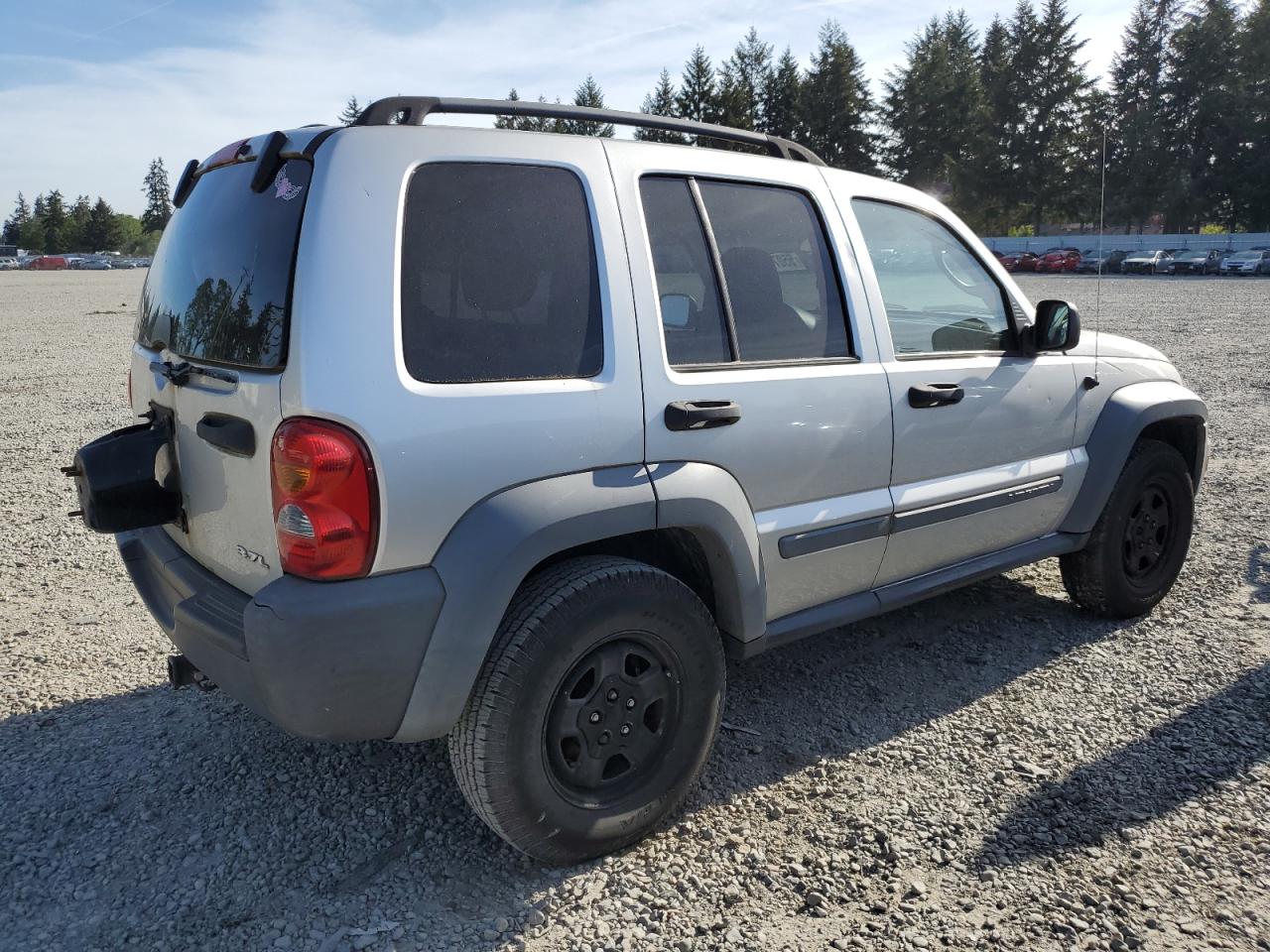 Photo 2 VIN: 1J4GL48K55W627388 - JEEP LIBERTY (NORTH AMERICA) 