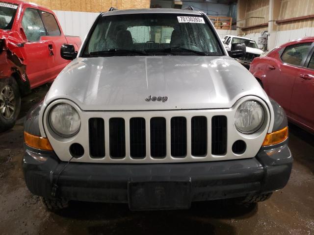 Photo 4 VIN: 1J4GL48K56W282087 - JEEP LIBERTY SP 