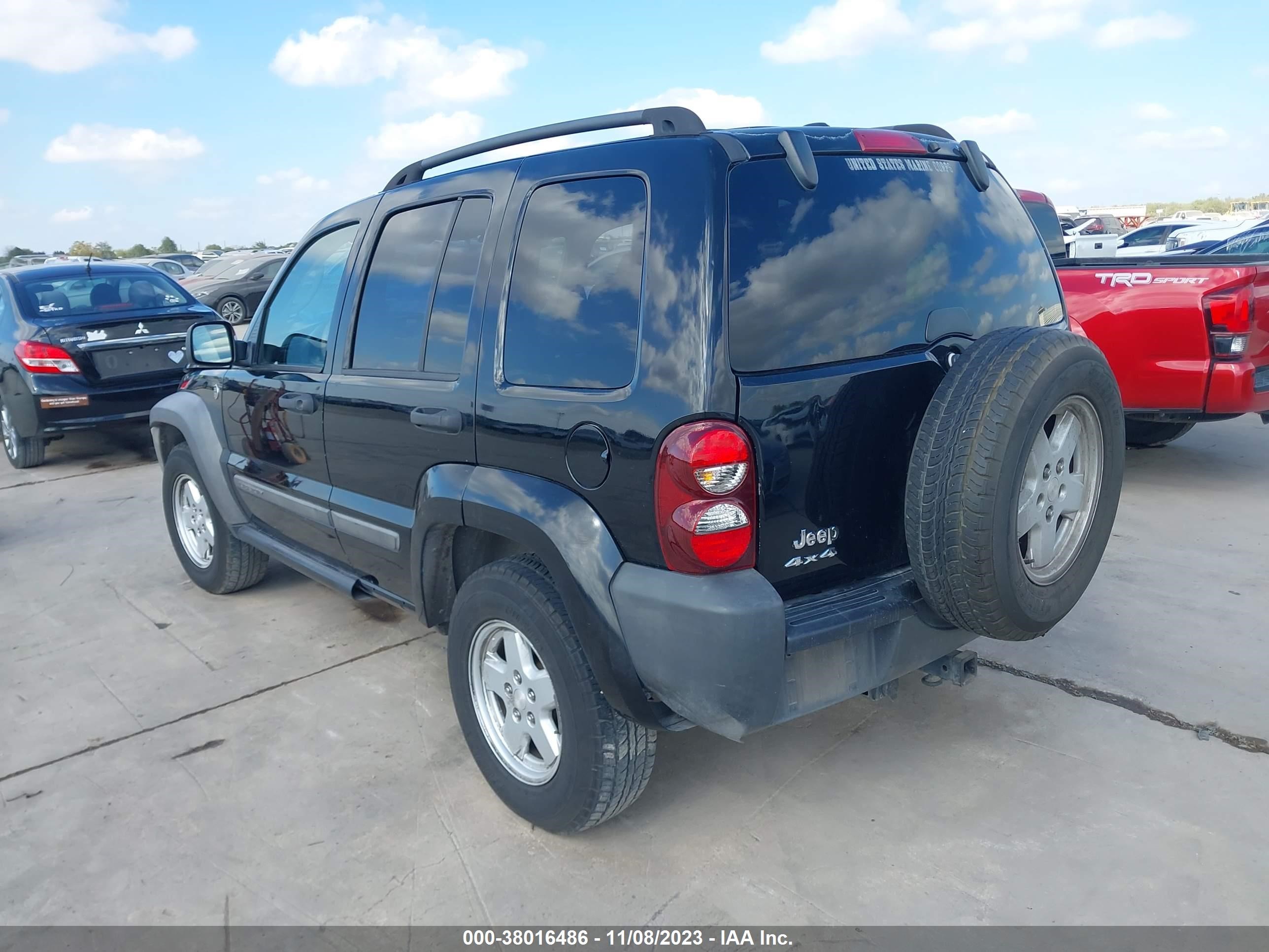 Photo 2 VIN: 1J4GL48K57W575148 - JEEP LIBERTY (NORTH AMERICA) 