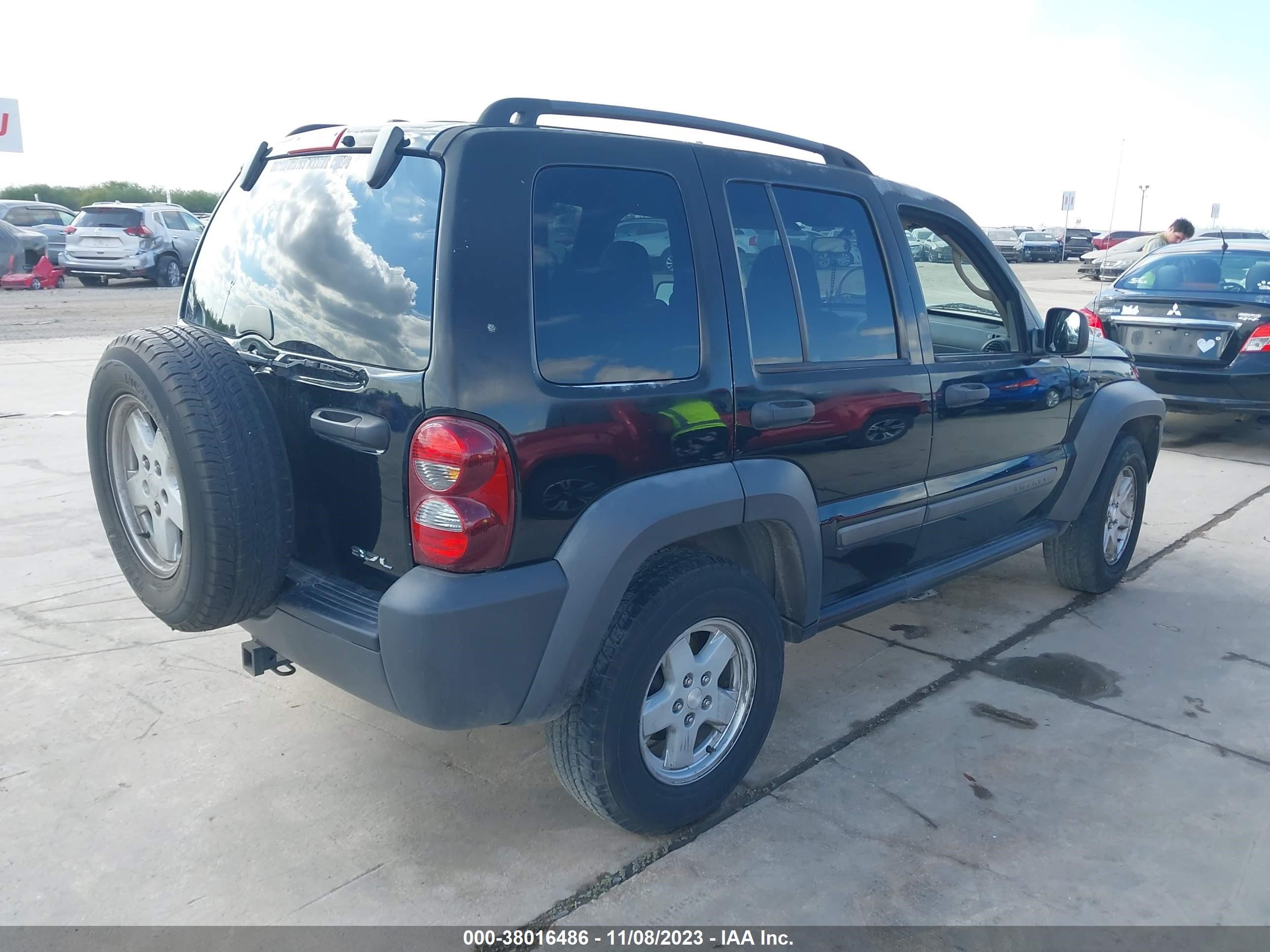 Photo 3 VIN: 1J4GL48K57W575148 - JEEP LIBERTY (NORTH AMERICA) 