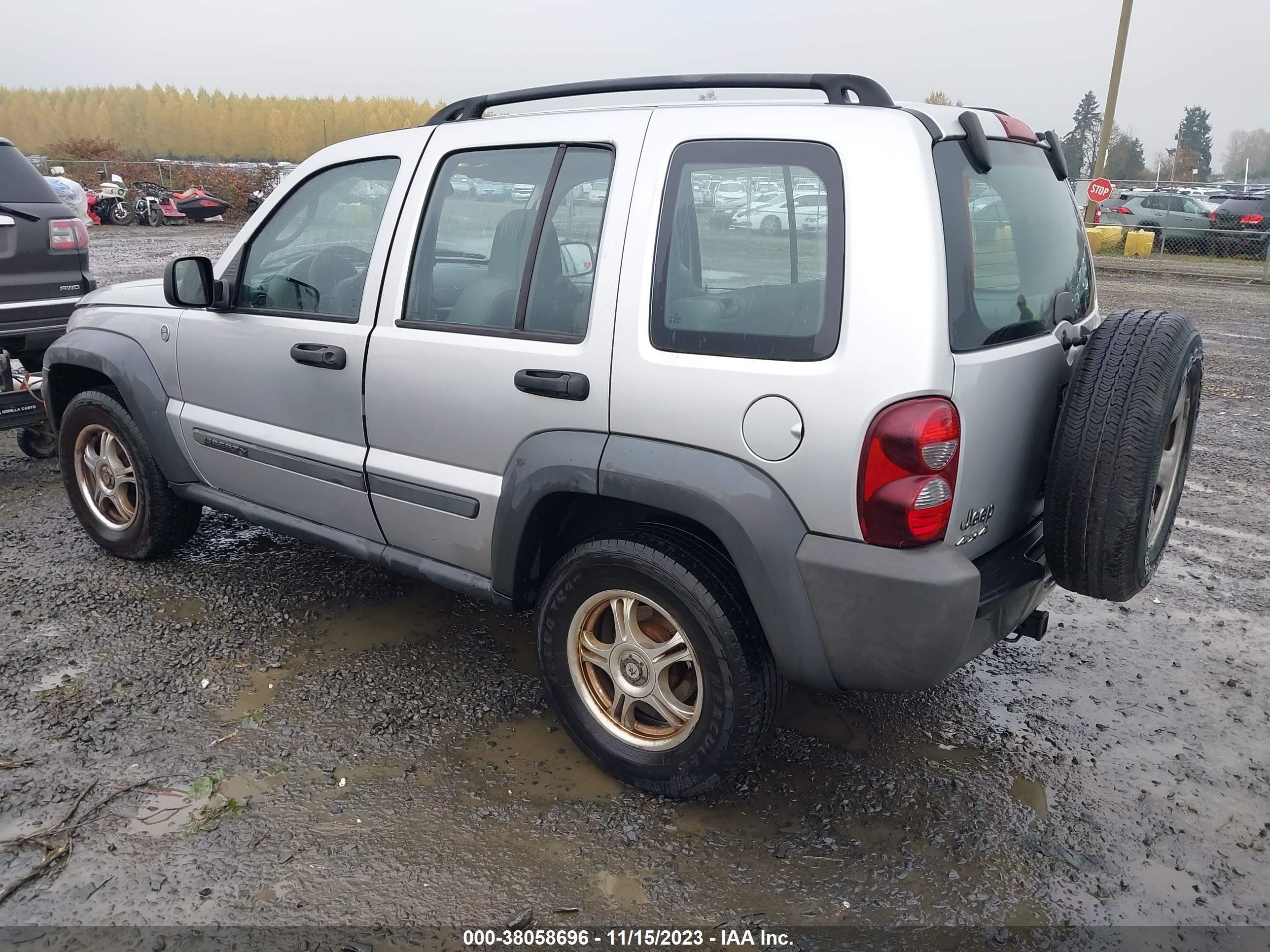 Photo 2 VIN: 1J4GL48K57W708913 - JEEP LIBERTY (NORTH AMERICA) 