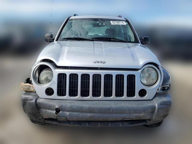 Photo 4 VIN: 1J4GL48K65W506661 - JEEP LIBERTY 