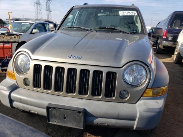 Photo 4 VIN: 1J4GL48K65W717780 - JEEP LIBERTY 