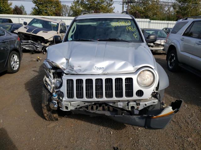 Photo 4 VIN: 1J4GL48K67W552705 - JEEP LIBERTY SP 