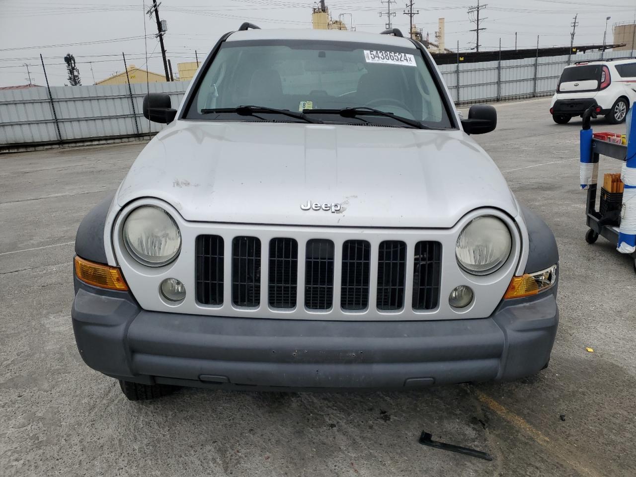 Photo 4 VIN: 1J4GL48K67W654053 - JEEP LIBERTY (NORTH AMERICA) 