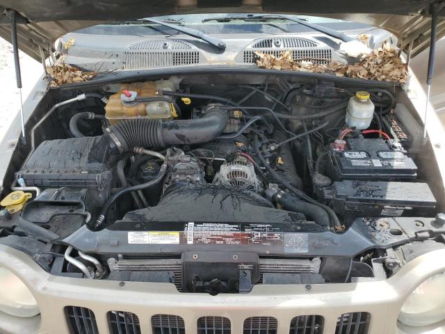 Photo 11 VIN: 1J4GL48K74W328631 - JEEP LIBERTY 