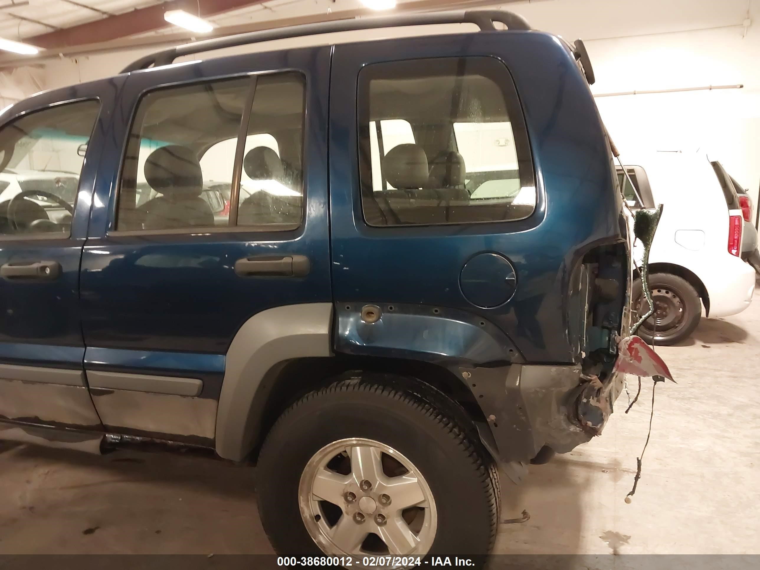 Photo 20 VIN: 1J4GL48K75W599934 - JEEP LIBERTY (NORTH AMERICA) 