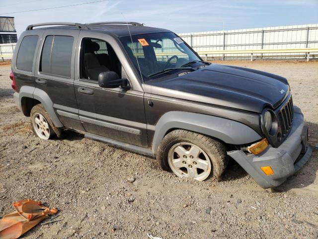 Photo 3 VIN: 1J4GL48K75W665169 - JEEP LIBERTY 