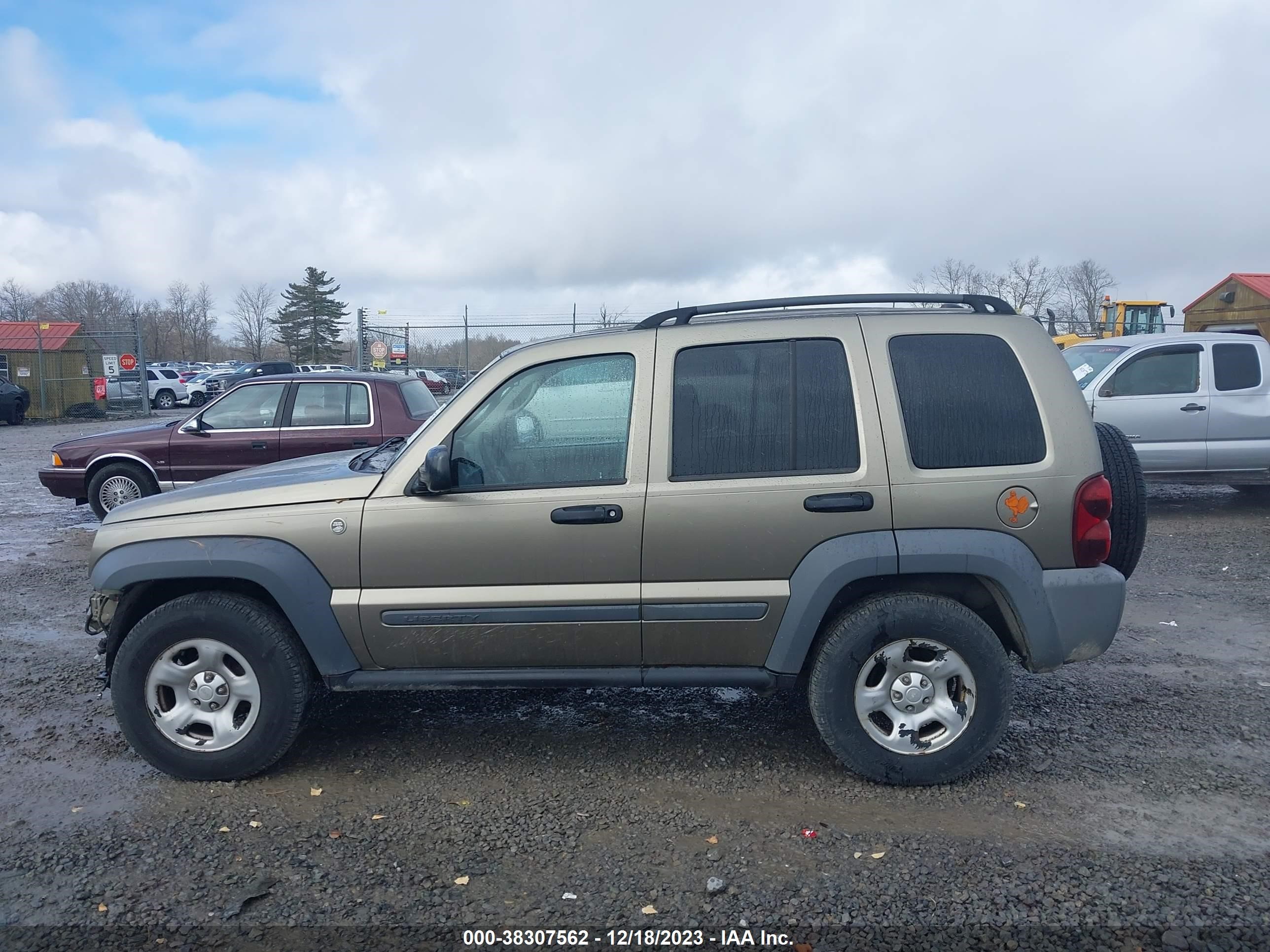 Photo 14 VIN: 1J4GL48K75W686488 - JEEP LIBERTY (NORTH AMERICA) 