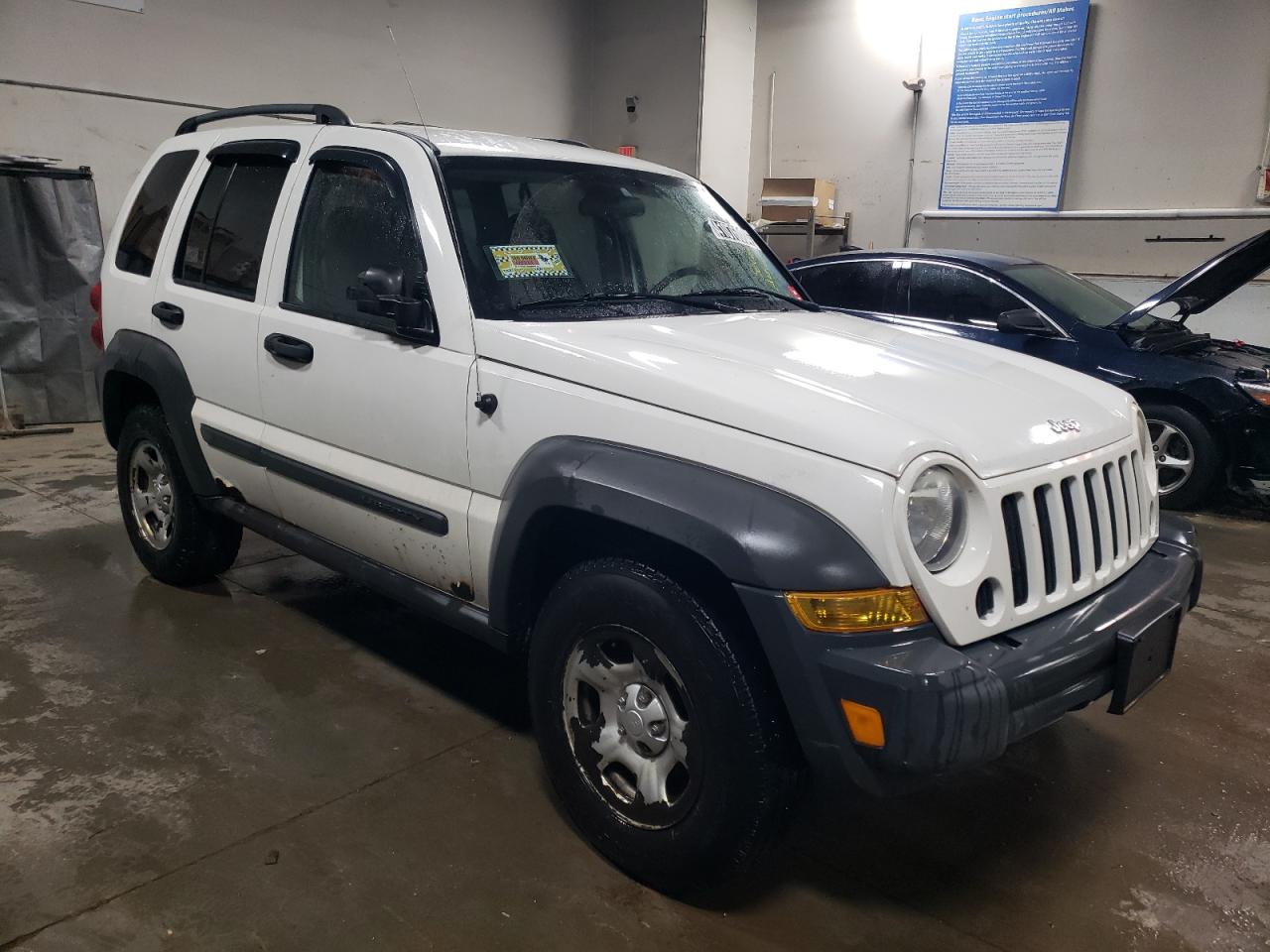 Photo 3 VIN: 1J4GL48K76W288201 - JEEP LIBERTY (NORTH AMERICA) 