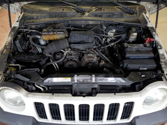 Photo 11 VIN: 1J4GL48K83W528836 - JEEP LIBERTY 