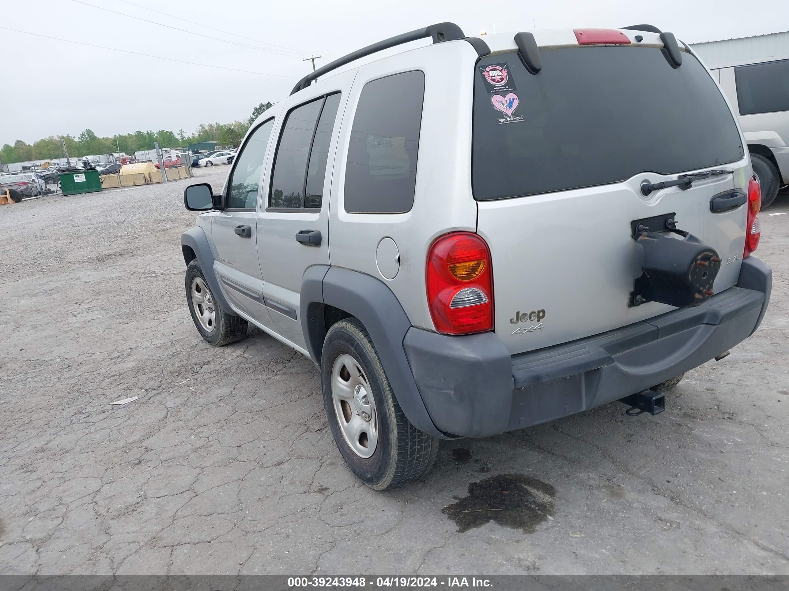 Photo 2 VIN: 1J4GL48K83W718877 - JEEP LIBERTY (NORTH AMERICA) 