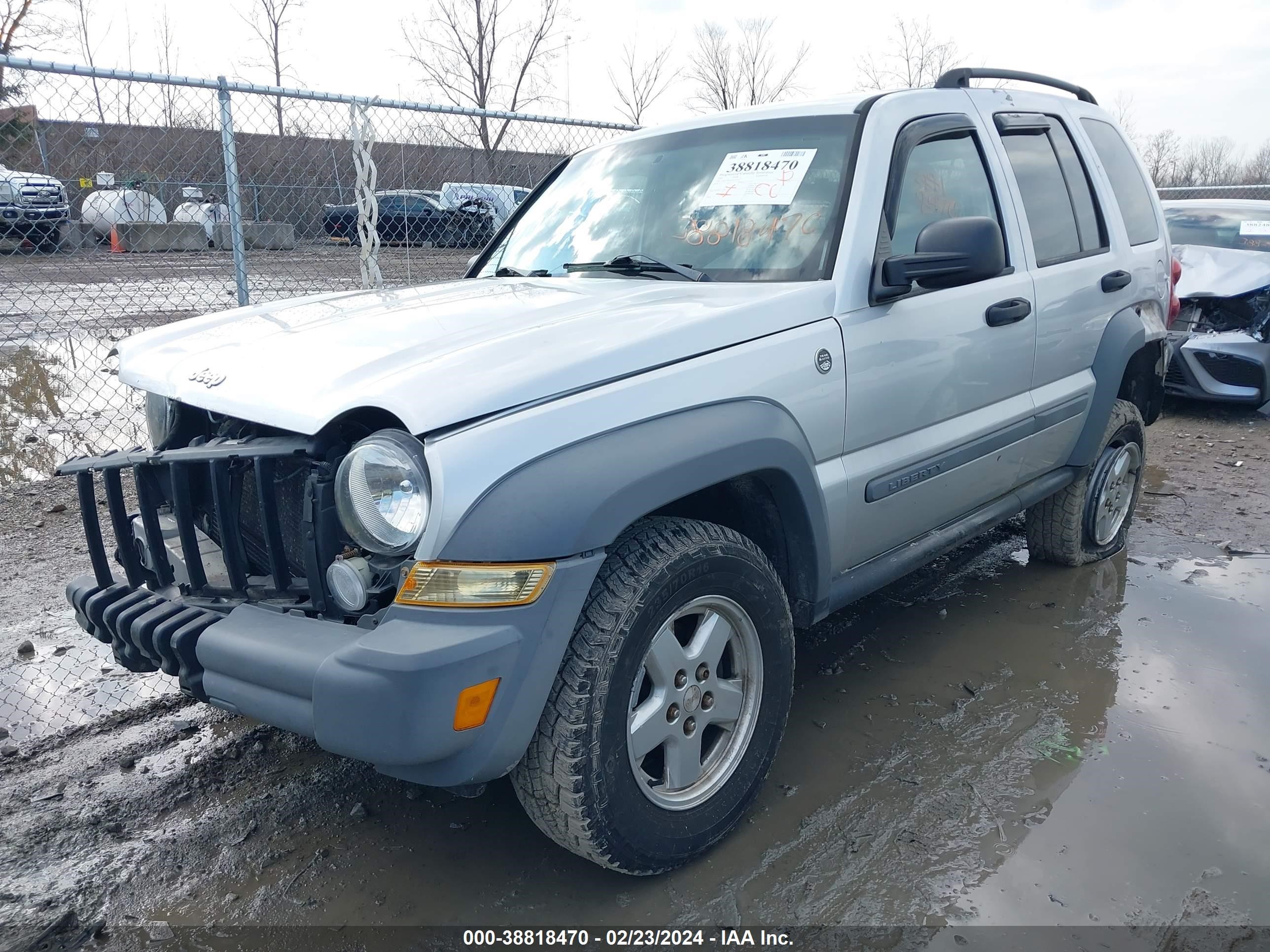 Photo 1 VIN: 1J4GL48K85W515975 - JEEP LIBERTY (NORTH AMERICA) 