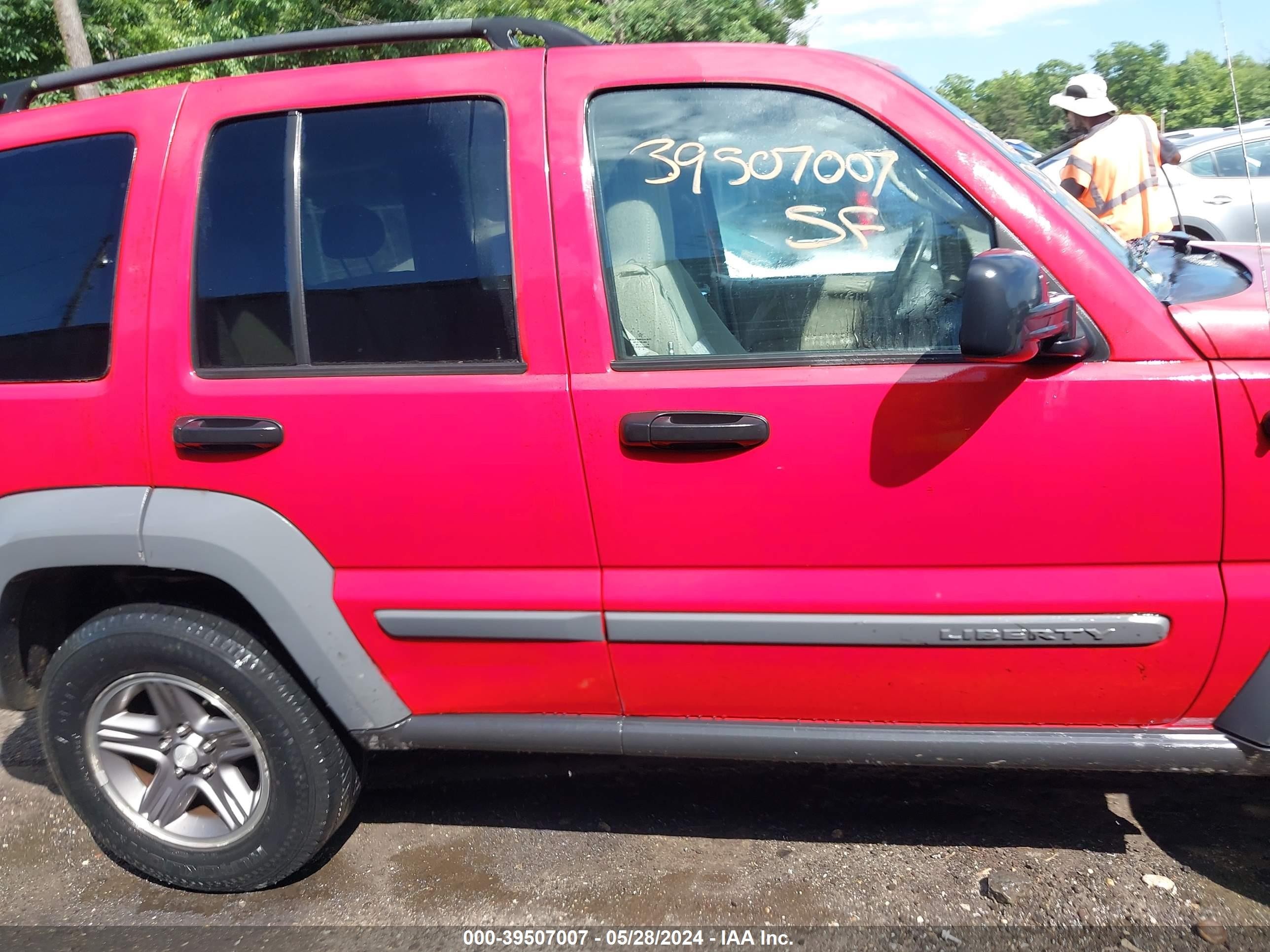 Photo 12 VIN: 1J4GL48K85W571219 - JEEP LIBERTY (NORTH AMERICA) 