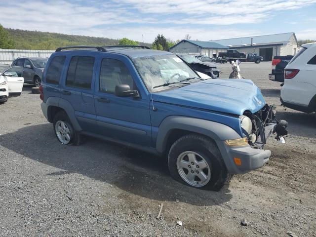 Photo 3 VIN: 1J4GL48K85W589509 - JEEP LIBERTY 