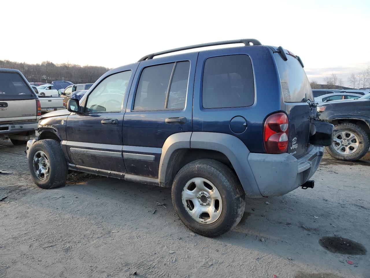 Photo 1 VIN: 1J4GL48K85W671241 - JEEP LIBERTY (NORTH AMERICA) 