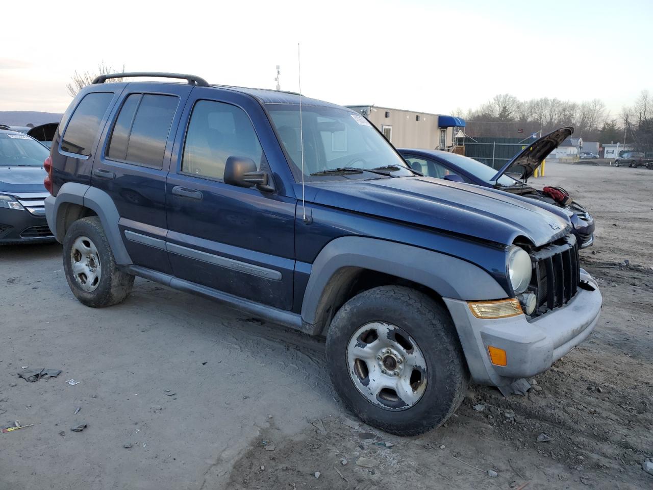 Photo 3 VIN: 1J4GL48K85W671241 - JEEP LIBERTY (NORTH AMERICA) 